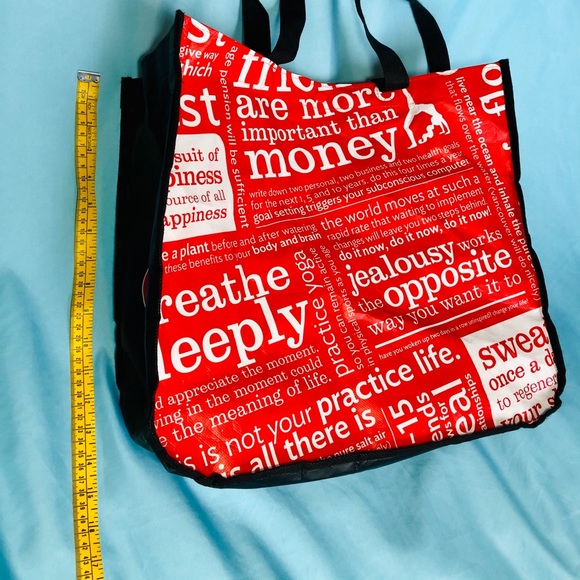LULULEMON RECYCLABLE TOTE/S - Picture 6 of 13